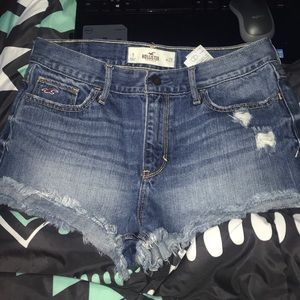 Size 9 Hollister Shorts